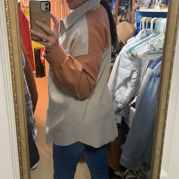 VICI Colorblock Oversized Button Up Shacket. Size S - Picture 5 of 12